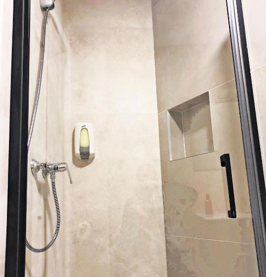 تختخواب و صبحانه Butik Almería Centro