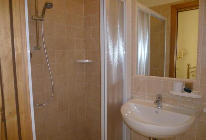 تختخواب و صبحانه Casa Campiglione