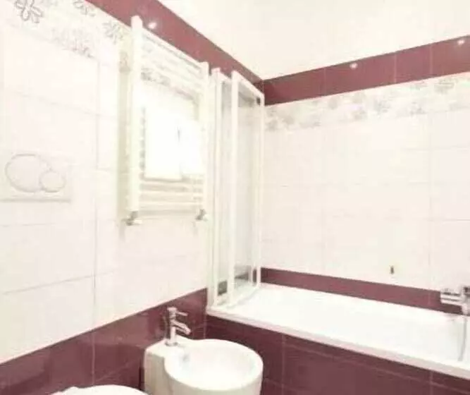 مسافرخانه Relais Tiburtina