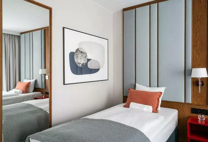 هتل Rentplanet  Apartamenty Centrum