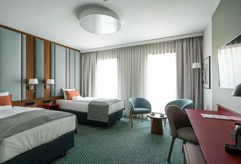 هتل Rentplanet  Apartamenty Centrum