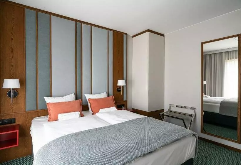 هتل Rentplanet  Apartamenty Centrum