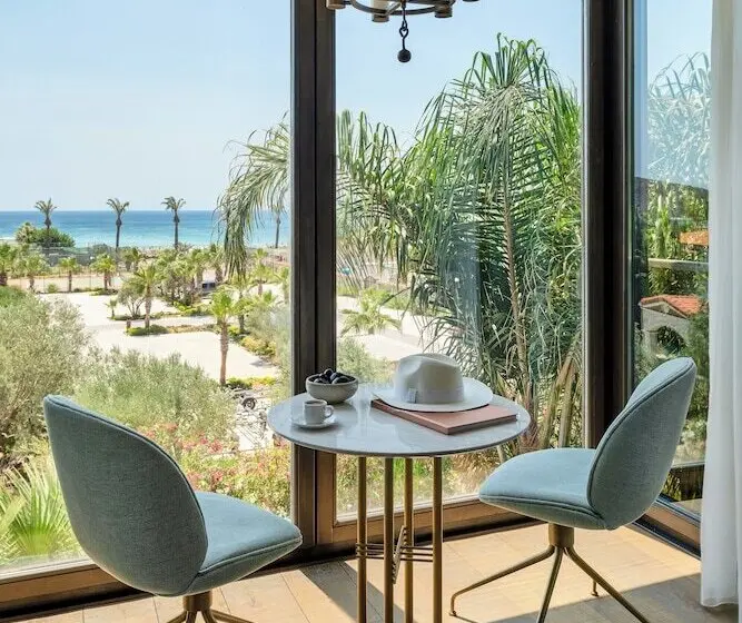 Hotelli Biblos Resort Alaçatı