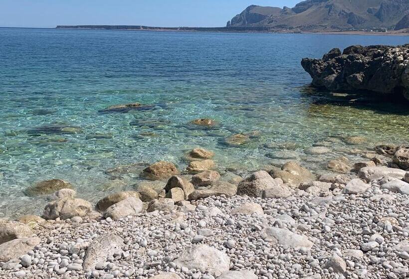 בית מלון כפרי Cala Di Ponente