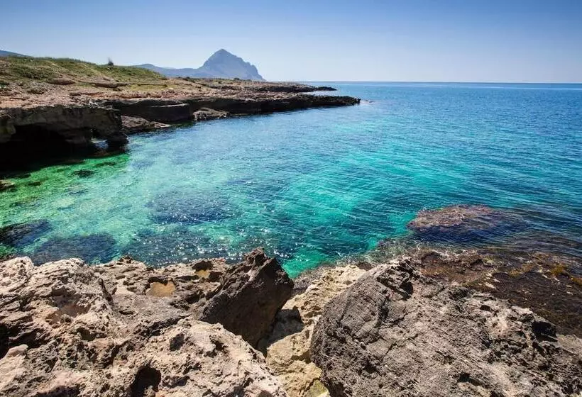 ホテル Cala Di Ponente