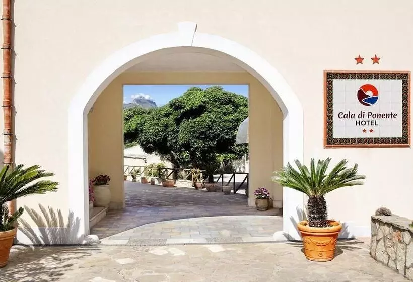 ホテル Cala Di Ponente