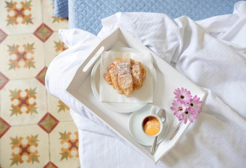 בית מלון כפרי Cala Di Ponente