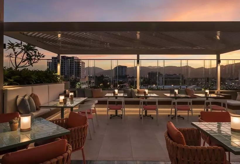 Hotelli Crystalbrook Bailey