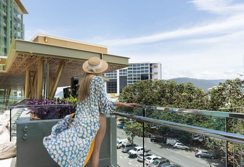 Отель Crystalbrook Bailey