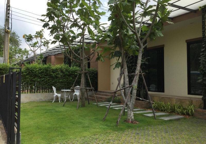 בית מלון כפרי Fairtex Residence Pattaya