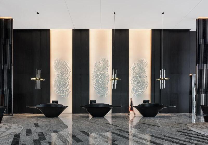 Отель Le Méridien Zhongshan