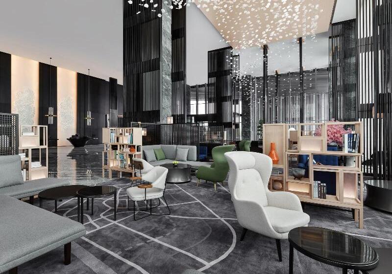 Отель Le Méridien Zhongshan