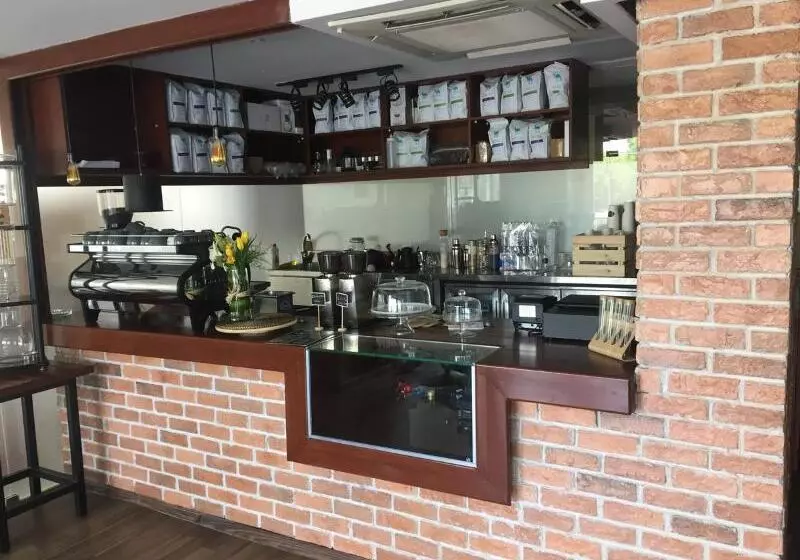 هتل ماجيك سويت ابوحليفة Magic Suite Abu Halifa
