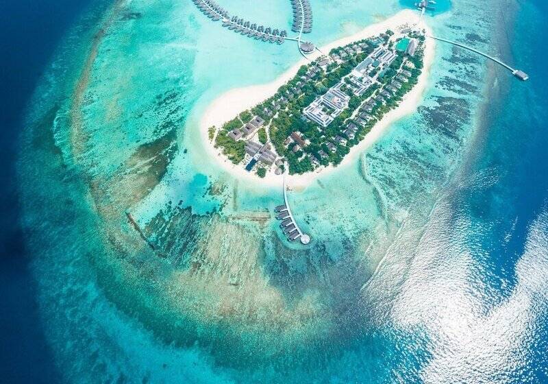 هتل Kuredhivaru Resort & Spa Maldives