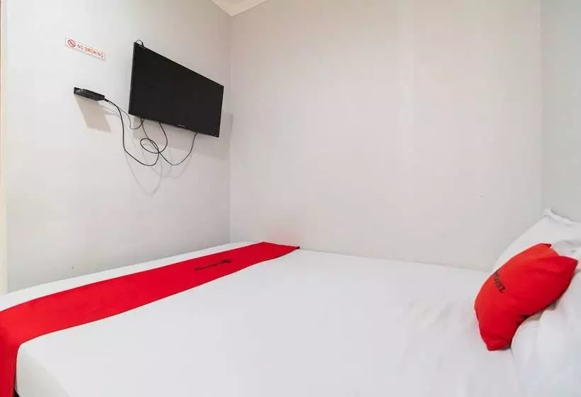 Hotelli Nyenyak Senayan Benhil