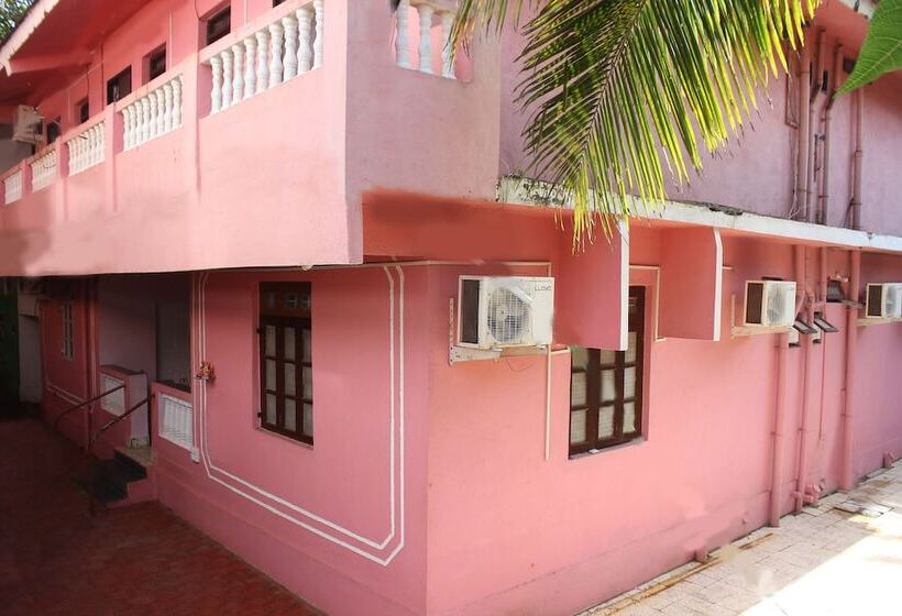 酒店 Oyo 7497 Calangute