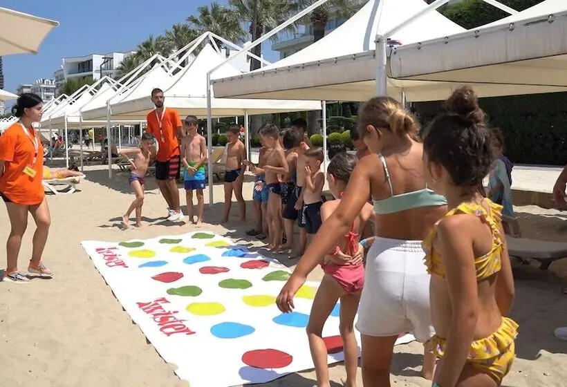 هتل Premium Beach