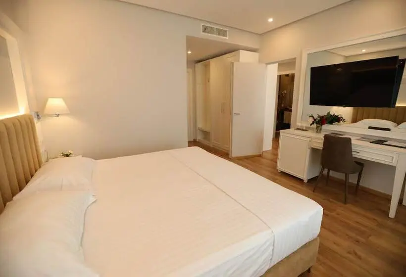 هتل Premium Beach