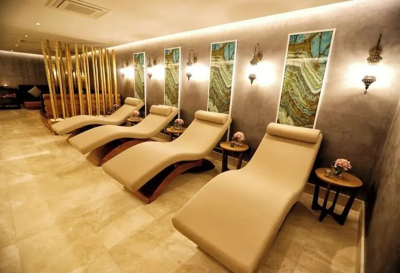 هتل Premium Beach