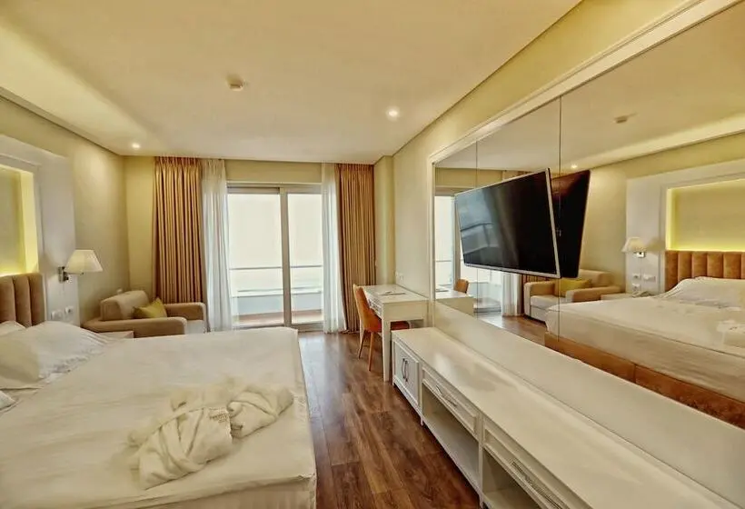 هتل Premium Beach