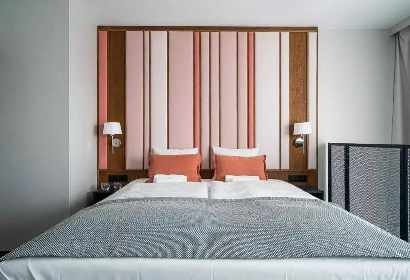 هتل Rentplanet  Apartamenty Centrum