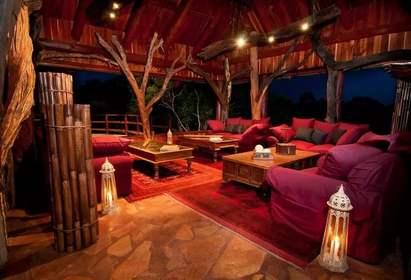 هتل Royal Mara Safari Lodge