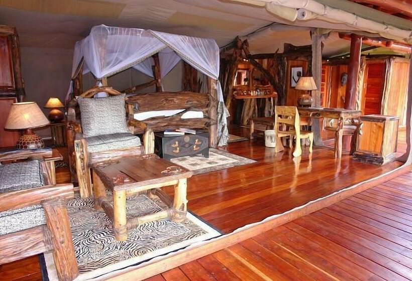هتل Royal Mara Safari Lodge