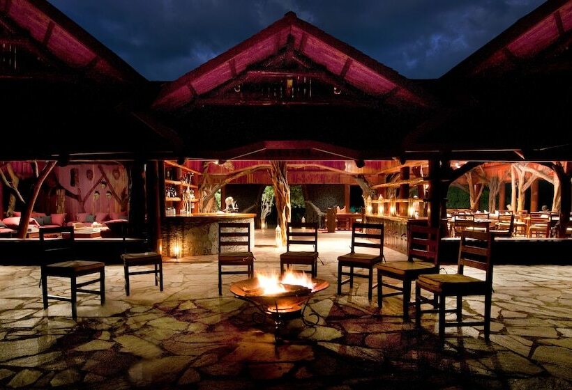 هتل Royal Mara Safari Lodge