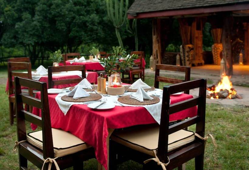 هتل Royal Mara Safari Lodge