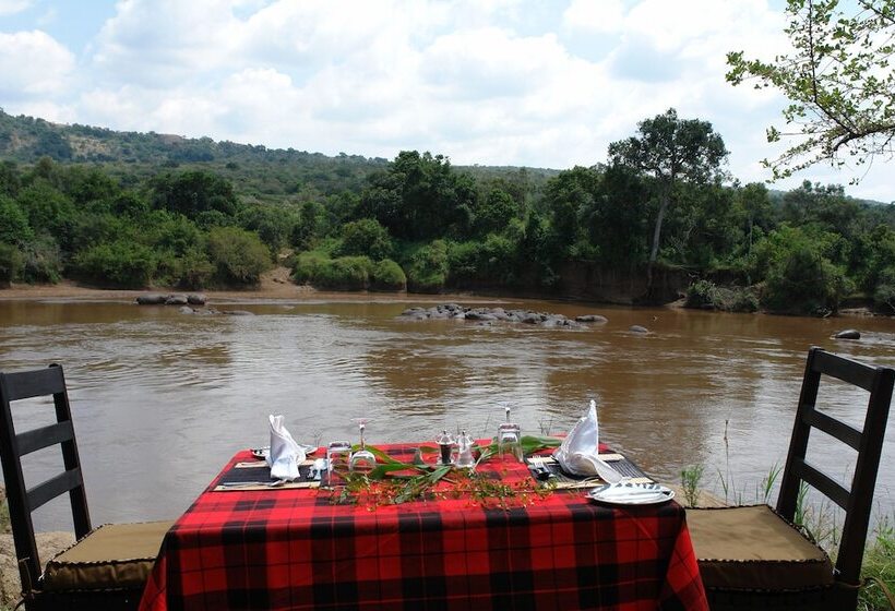 هتل Royal Mara Safari Lodge