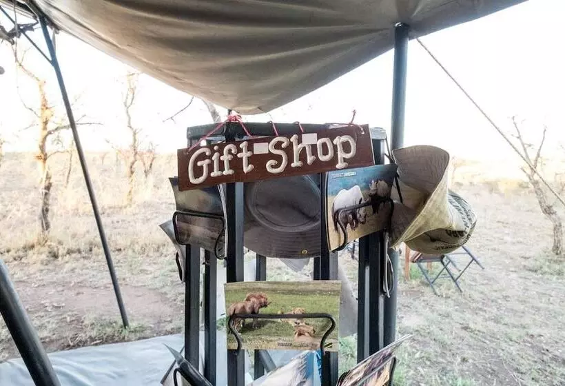 ホテル Serengeti Wildebeest Camp