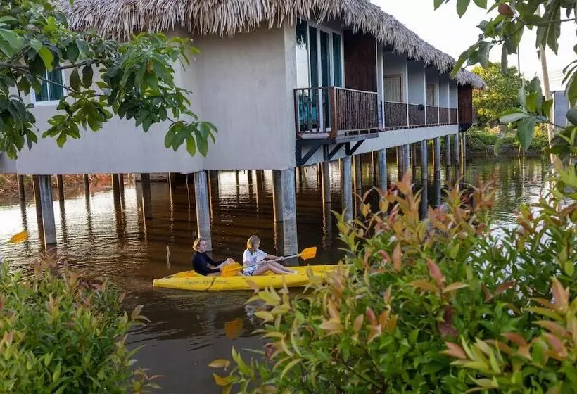 Hotelli Sripakpra Boutique Resort Phatthalung