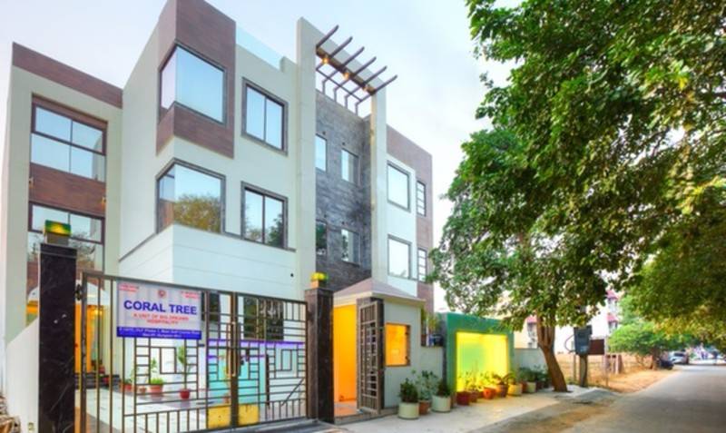 בית מלון כפרי Treebo White Castle, Gurgaon