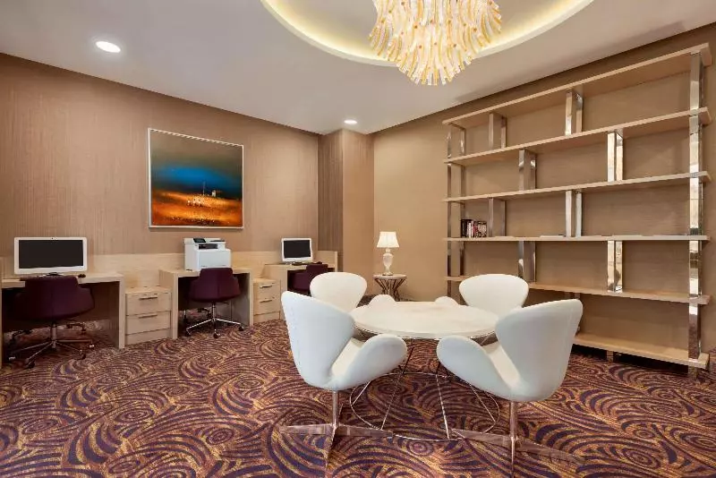 Hotelli Tryp By Wyndham Izmit