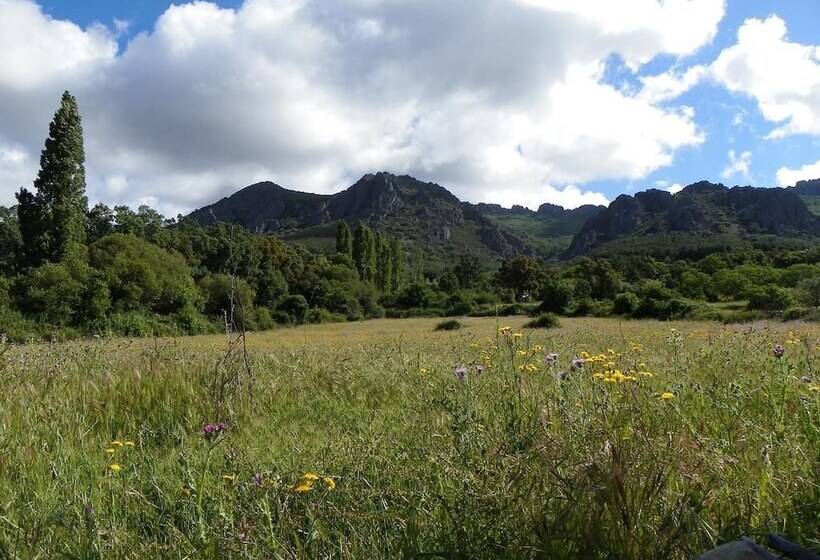 호텔 Villa De Berzocana