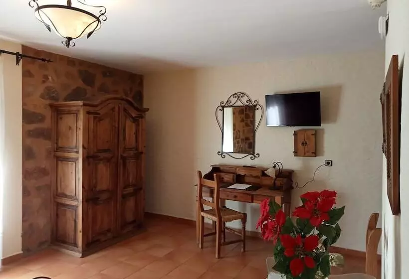 Hotelli Villa De Berzocana