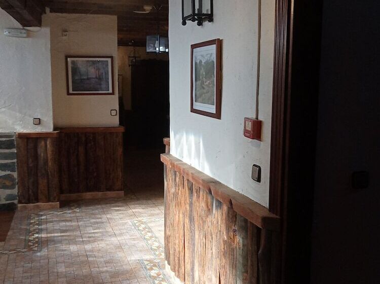 호텔 Villa De Berzocana