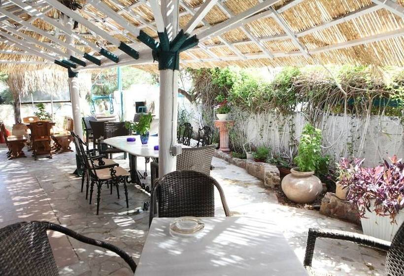 Mantas Bay Apartments