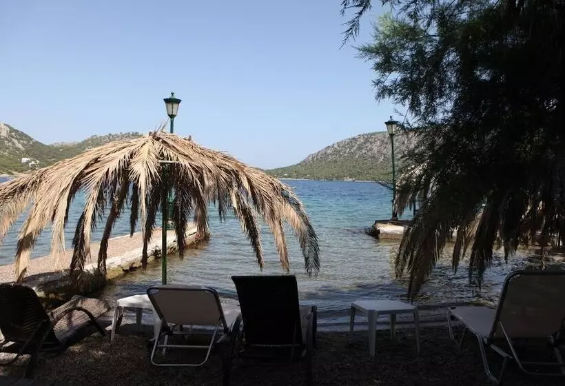 Mantas Bay Apartments