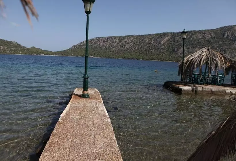 Mantas Bay Apartments