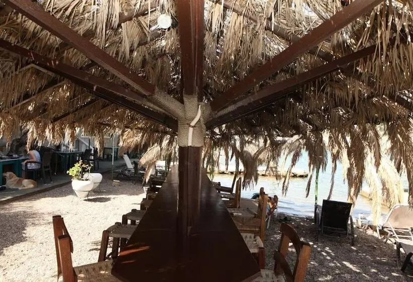 Mantas Bay Apartments