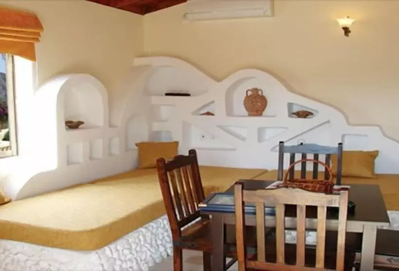 Mantas Bay Apartments