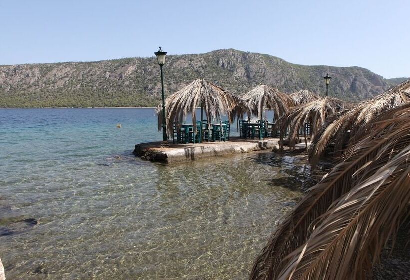 Mantas Bay Apartments