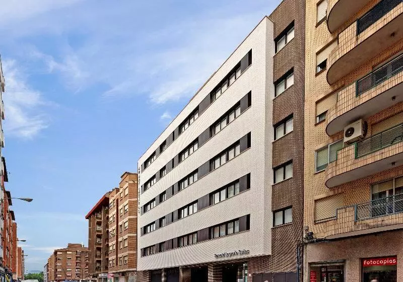 Sercotel Logroño Suites