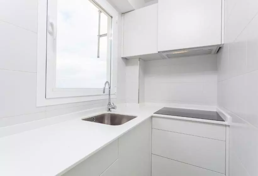 Yourhouse Monges Sea View Studio