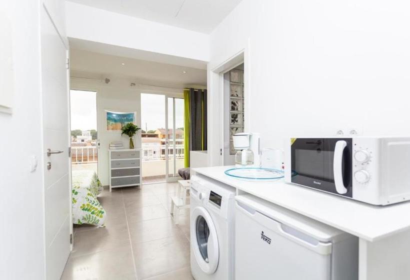 Yourhouse Monges Sea View Studio