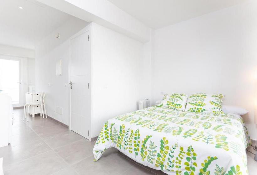 Yourhouse Monges Sea View Studio