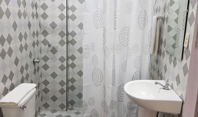 هاستل Casa Heredia