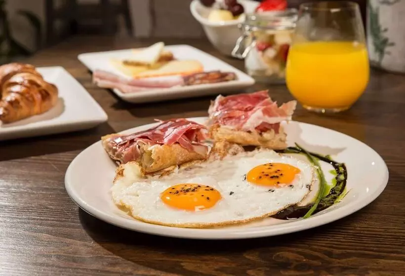 ユースホステル Casa Heredia