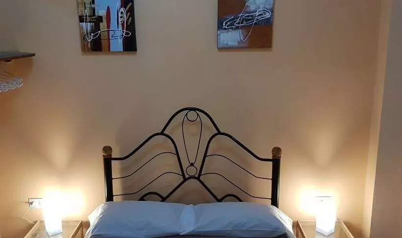 ユースホステル Casa Heredia